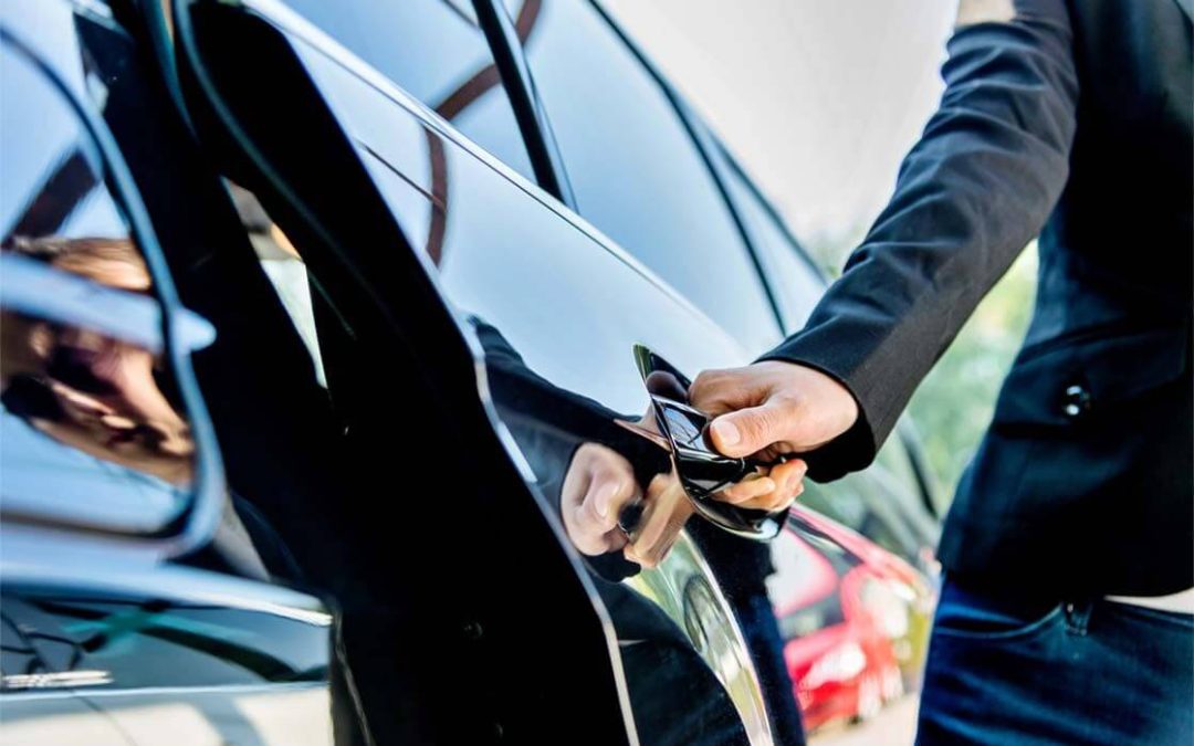 شركة الرائد لخدمات ليموزين المطار