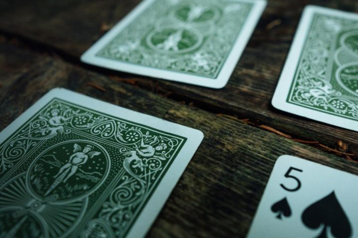Why Aviator game apk is the must-have for every online casino enthusiast